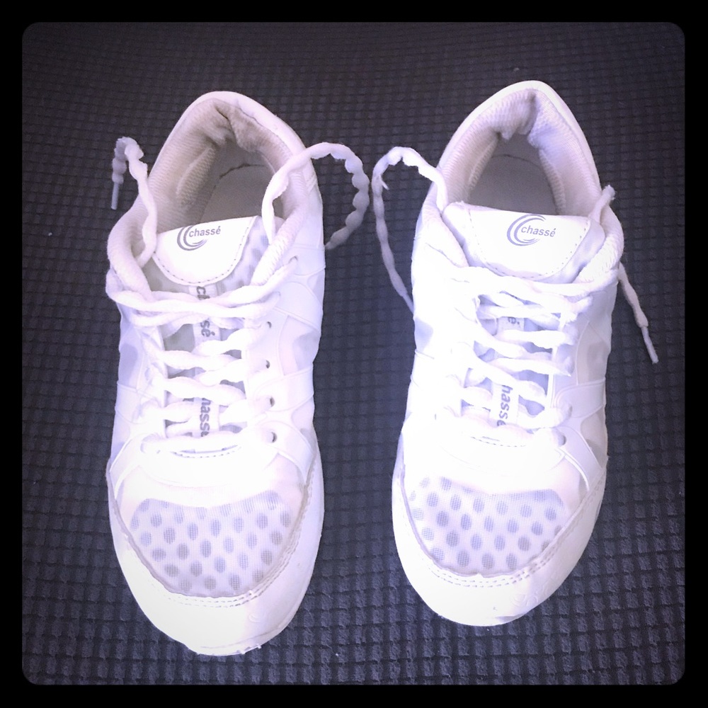 Chasse’ cheer shoes